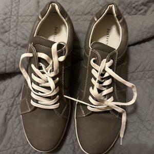 NWOT Men’s size 8 Jeffrey Tyler shoes